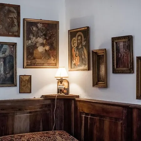 Apartamento Diszeli Kuria *